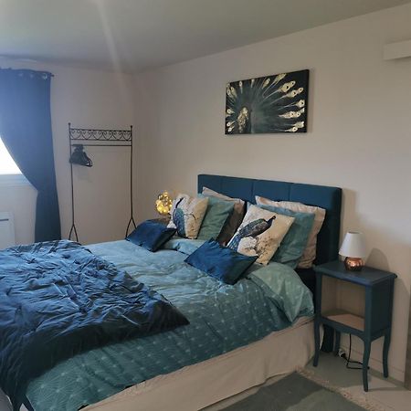 Bed and Breakfast Au Domaine De Gigie Chervettes Zimmer foto
