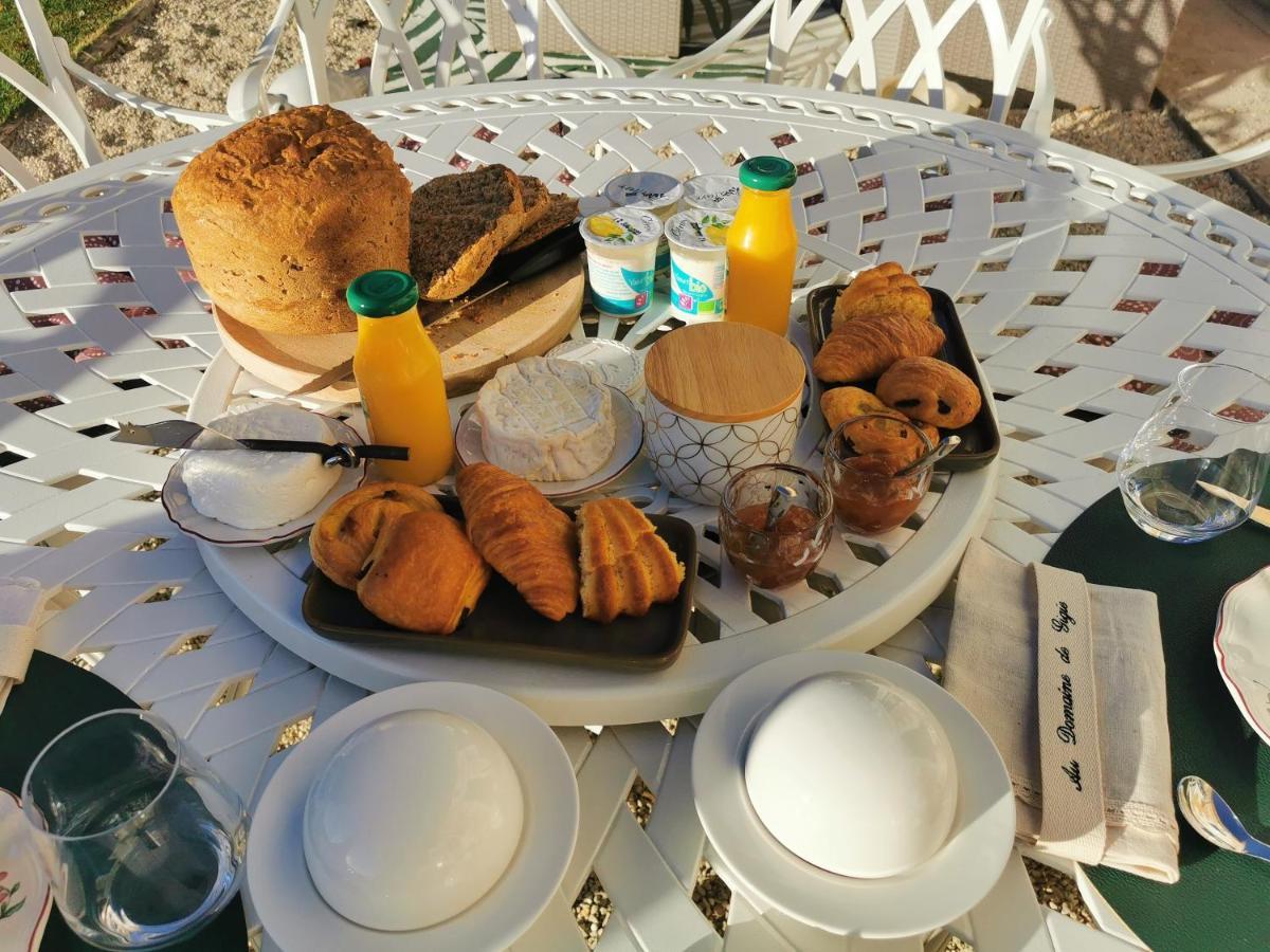 Bed and Breakfast Au Domaine De Gigie Chervettes Exterior foto